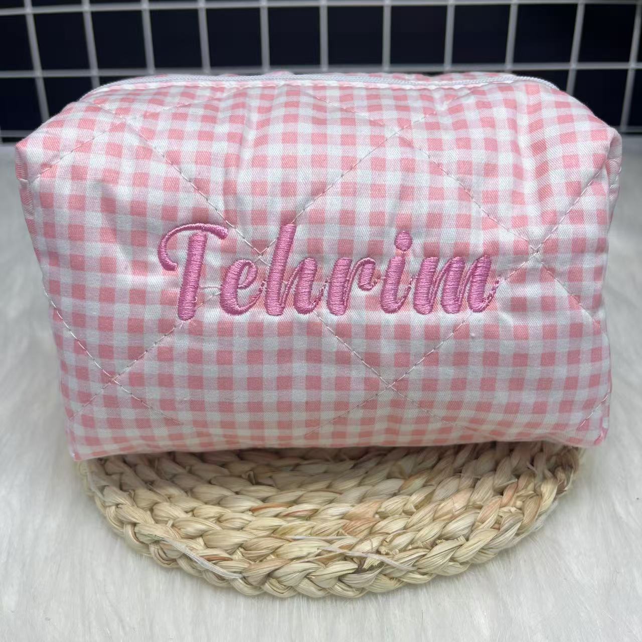 Полосатая косметичка большой е – обзор и цена Embroidery Logo